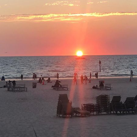 Casa Carlouel On North Clearwater Beach. Εξωτερικό φωτογραφία